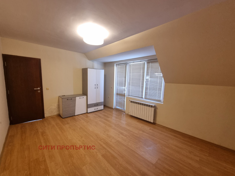 Продава МНОГОСТАЕН, гр. Благоевград, Освобождение, снимка 3 - Апартаменти - 52402650