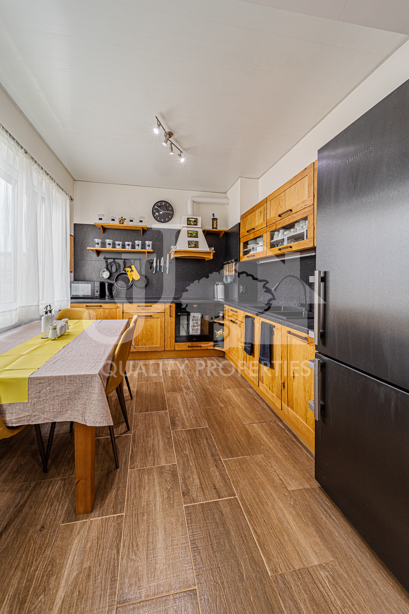 Продава 3-СТАЕН, гр. София, Център, снимка 5 - Апартаменти - 55134852