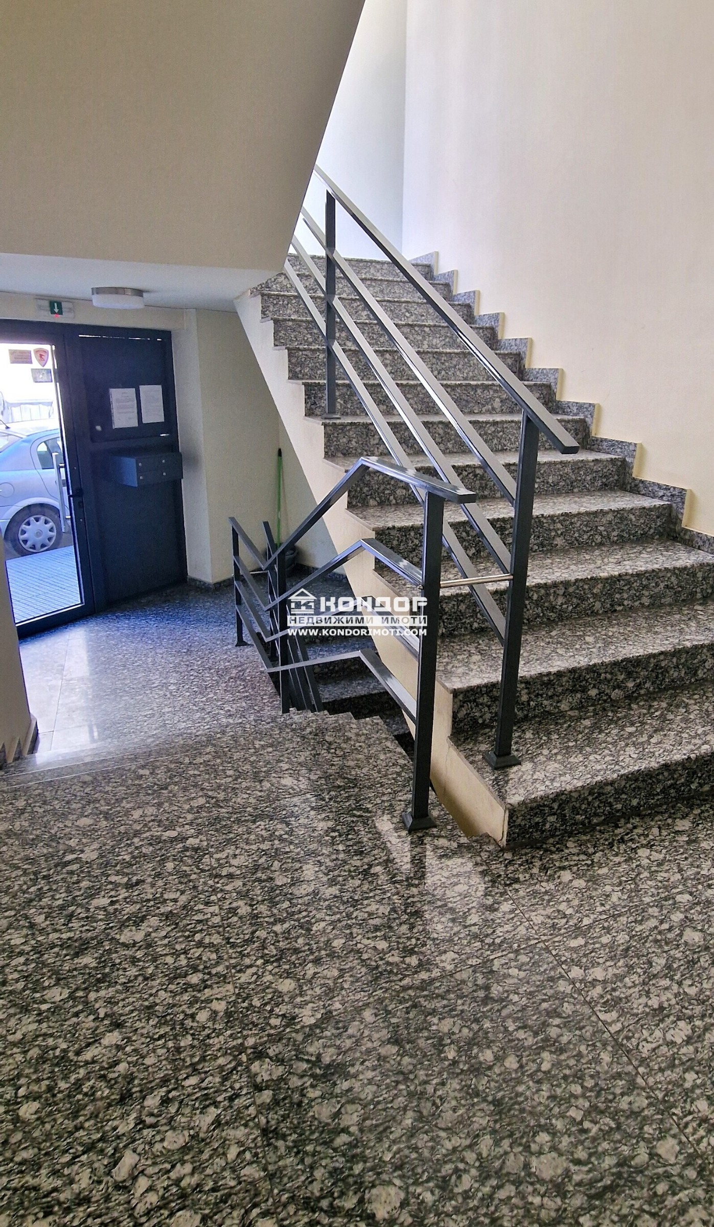 Продава ОФИС, гр. Пловдив, Център, снимка 14 - Офиси - 46917367