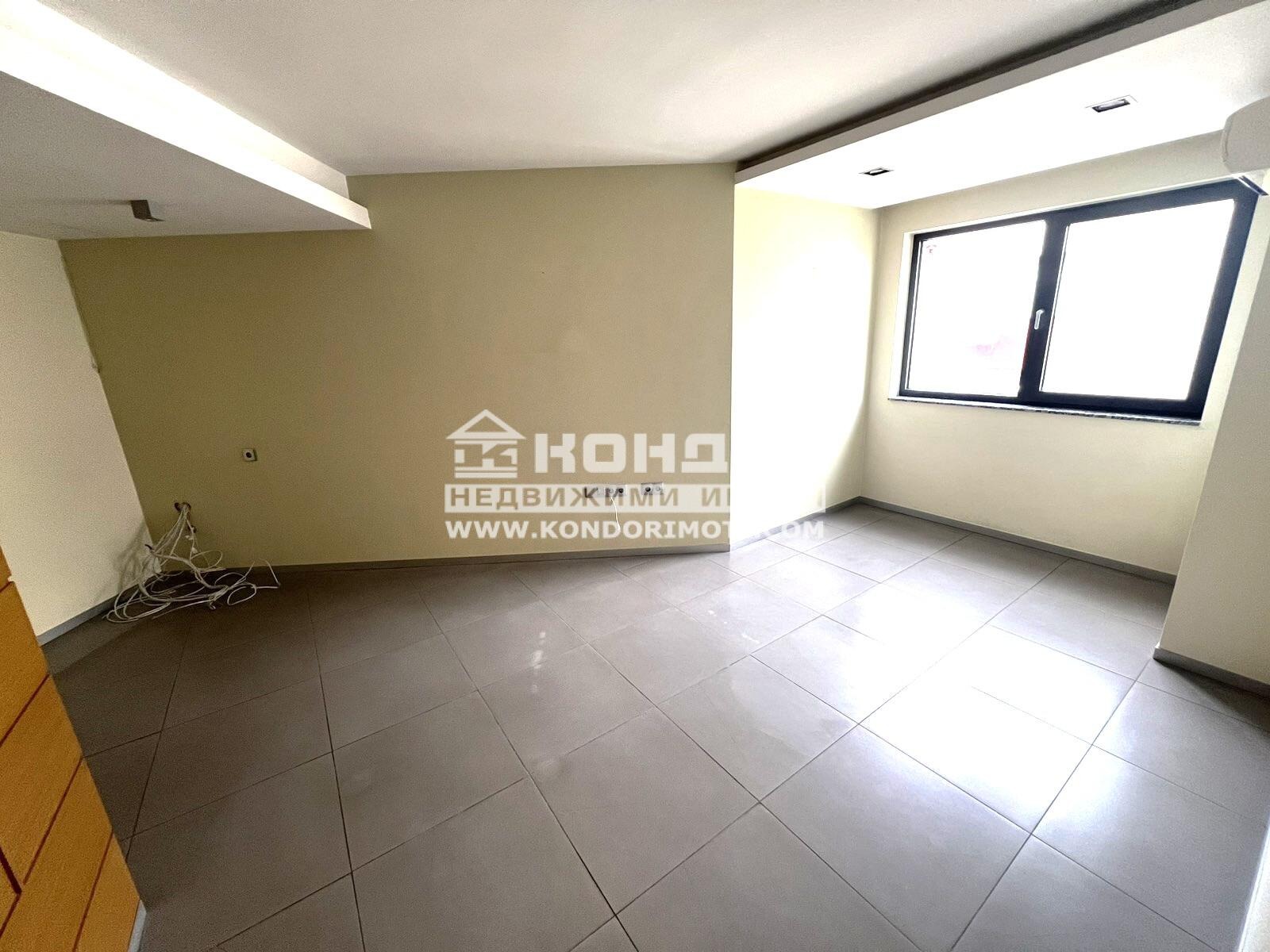 Продава ОФИС, гр. Пловдив, Център, снимка 6 - Офиси - 46917367