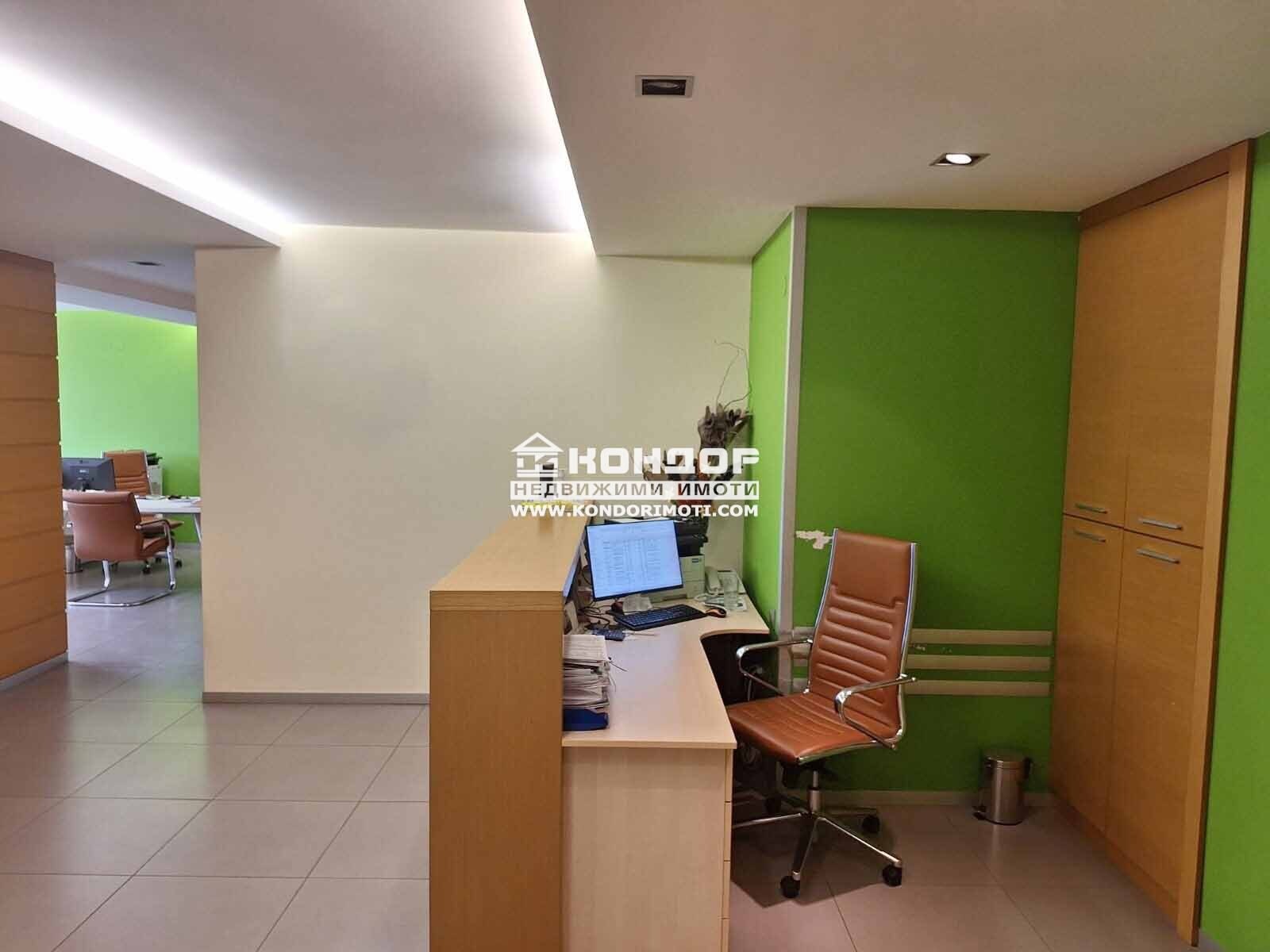 Продава ОФИС, гр. Пловдив, Център, снимка 2 - Офиси - 46917367