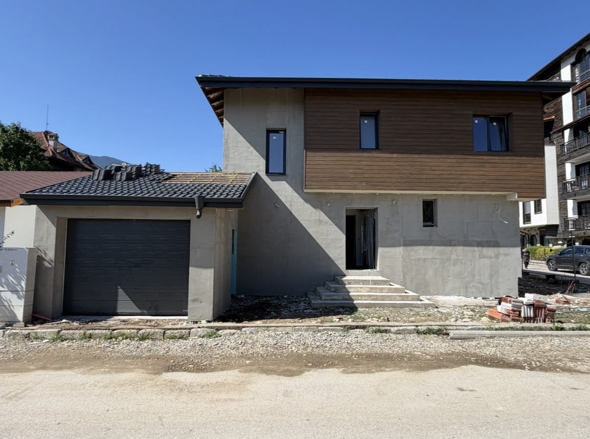 Продава КЪЩА, гр. Банско, област Благоевград