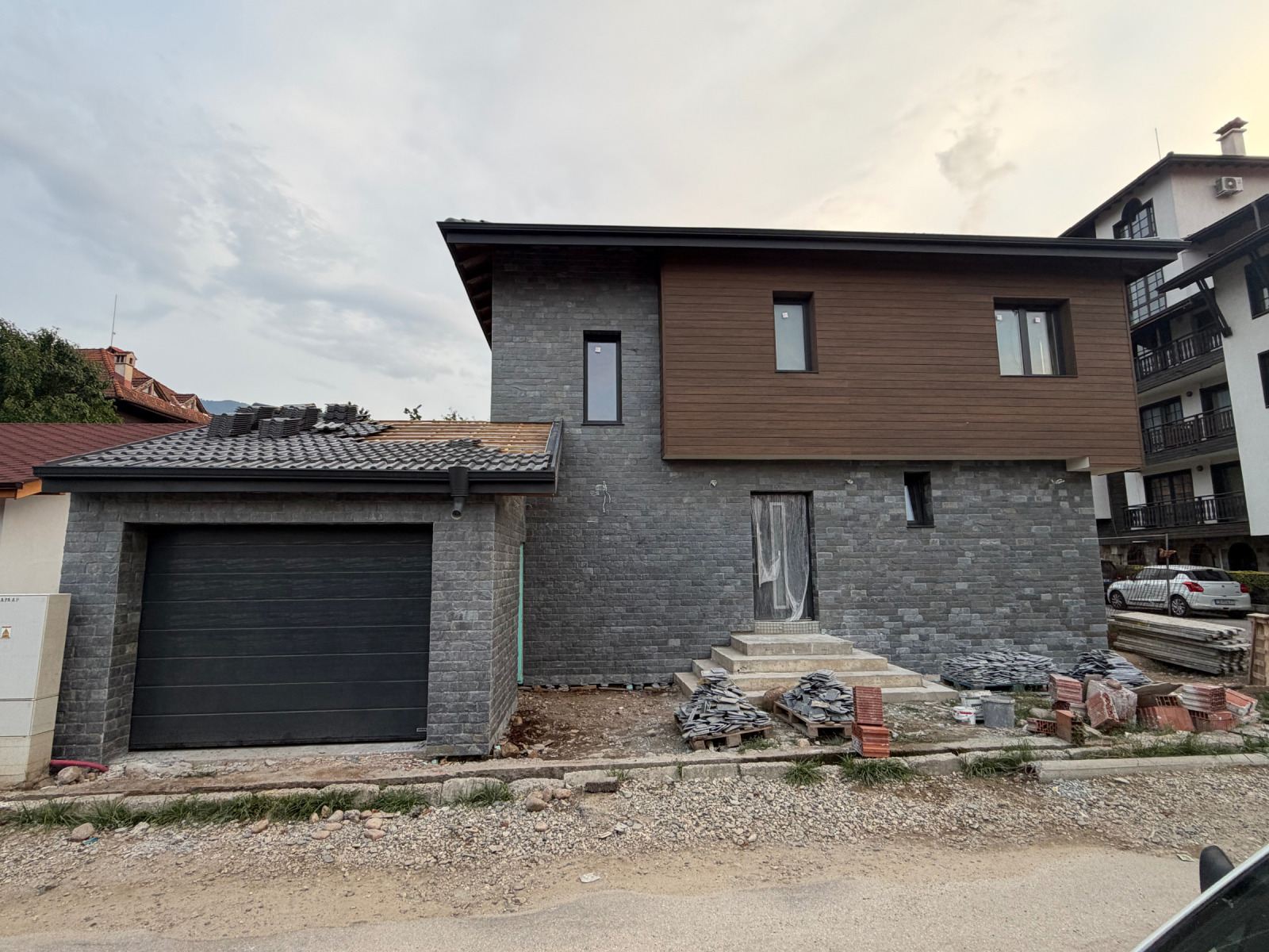 Продава КЪЩА, гр. Банско, област Благоевград, снимка 2 - Къщи - 55743127