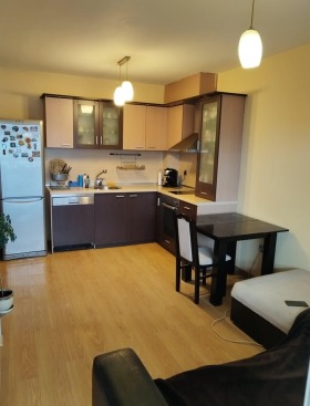 2 slaapkamers Vazrazjdane 2, Varna 2