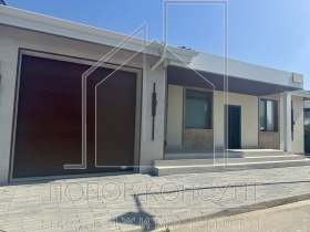 Hus Radinovo, region Plovdiv