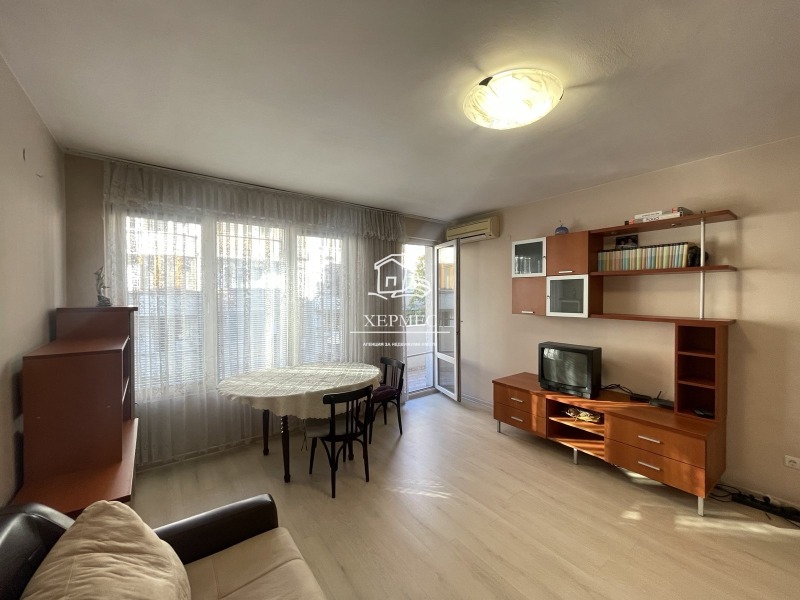 Na prodej  1 ložnice Burgas , Vazraždane , 74 m2 | 57388001 - obraz [3]