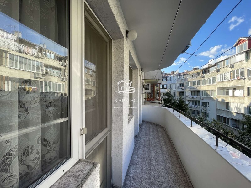 À venda  1 quarto Burgas , Vazrajdane , 74 m² | 57388001 - imagem [13]