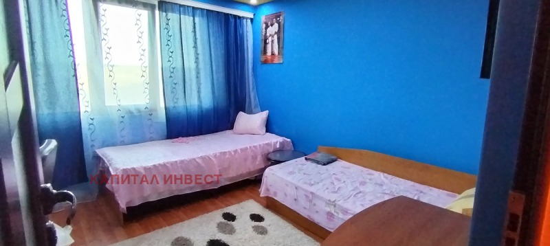 Продава  3-стаен град Разград , Орел , 90 кв.м | 67919520 - изображение [4]