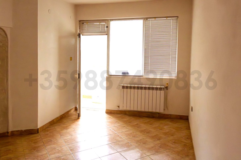 Продава  3-стаен град Пловдив , Тракия , 72 кв.м | 41181845