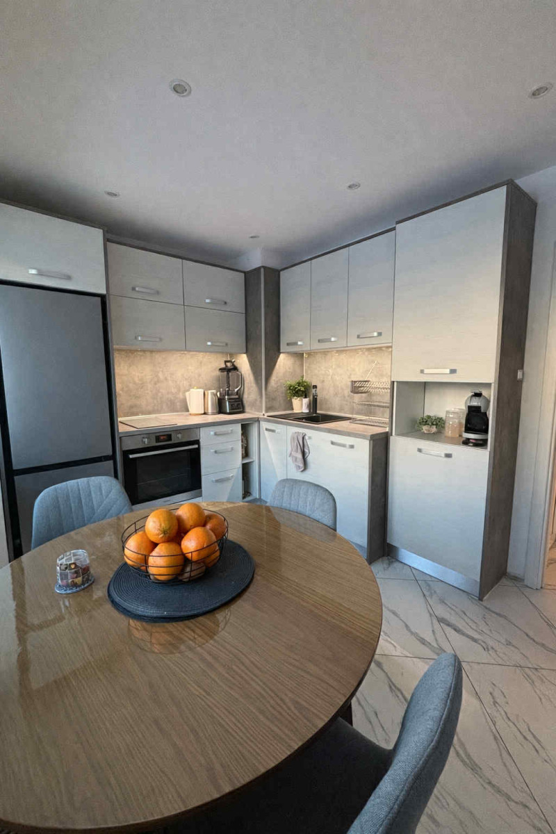 Продава 3-СТАЕН, гр. Ловеч, Здравец