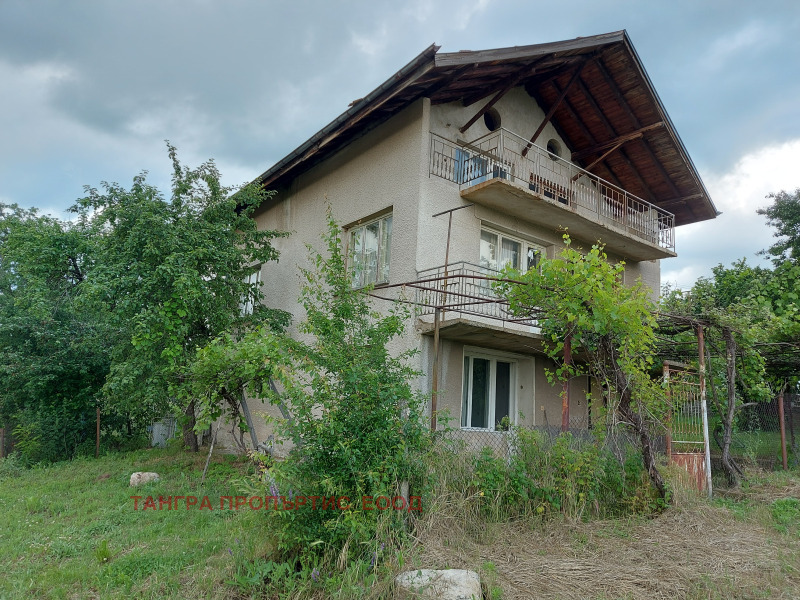 Продава  Къща, област Перник, с. Владимир • 65 000 EUR • ID 19399931 — holmes.bg - [1] 