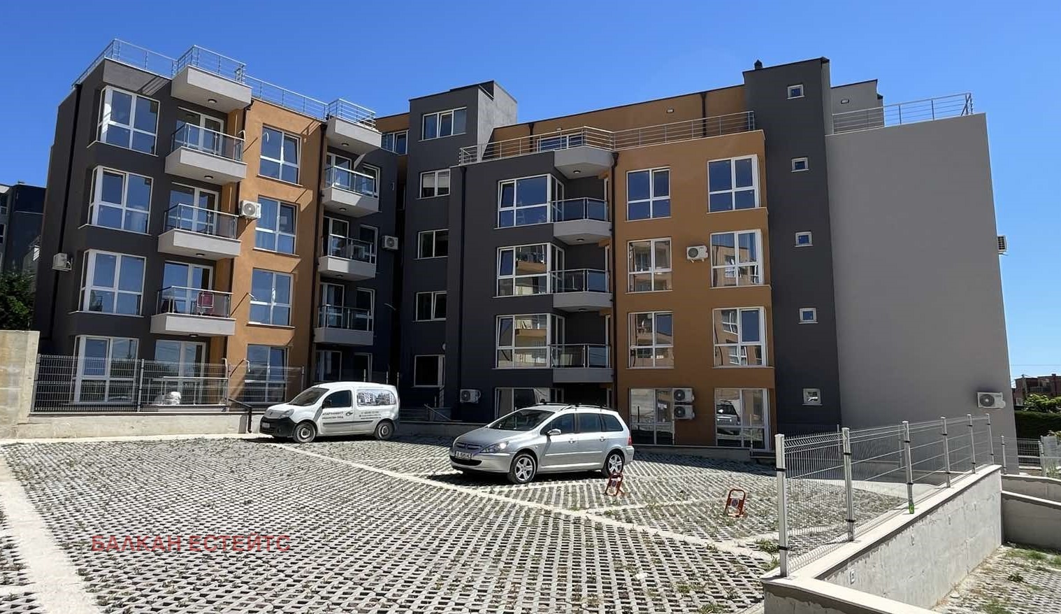 Продава 2-СТАЕН, гр. Варна, м-т Пчелина, снимка 2 - Апартаменти - 56023891