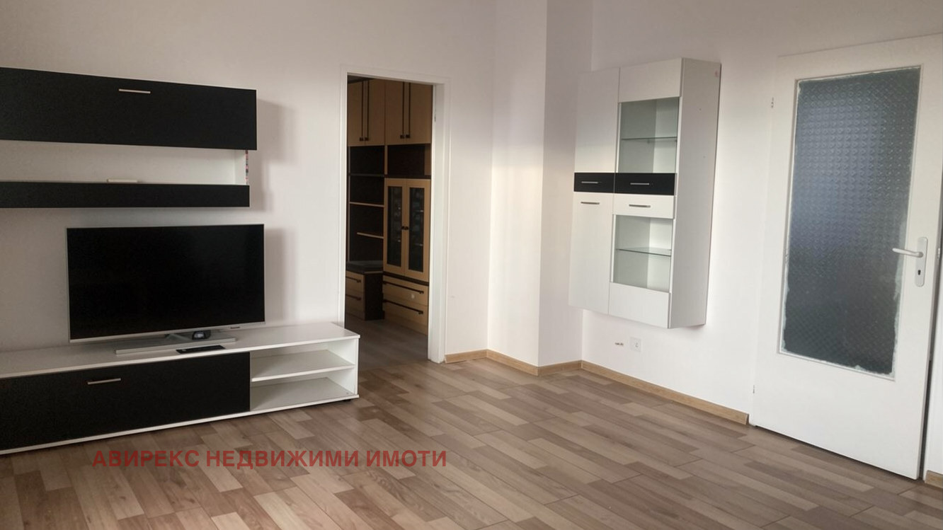 Продава 2-СТАЕН, гр. Пловдив, Коматево, снимка 4 - Апартаменти - 56255426
