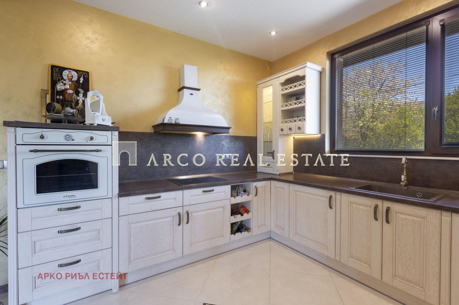 Продава КЪЩА, гр. Драгоман, област София област, снимка 8 - Къщи - 54251398