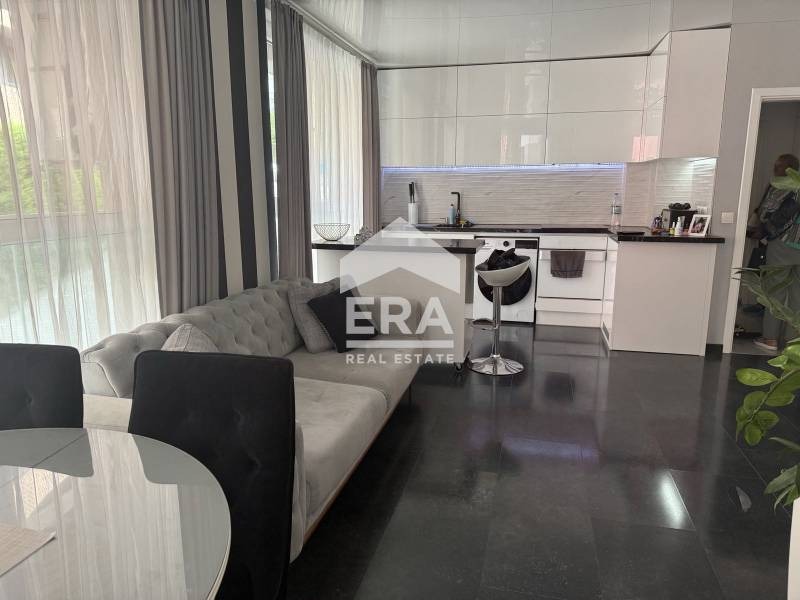 Na sprzedaż  1 sypialnia Warna , Briz , 70 mkw | 55891909 - obraz [5]