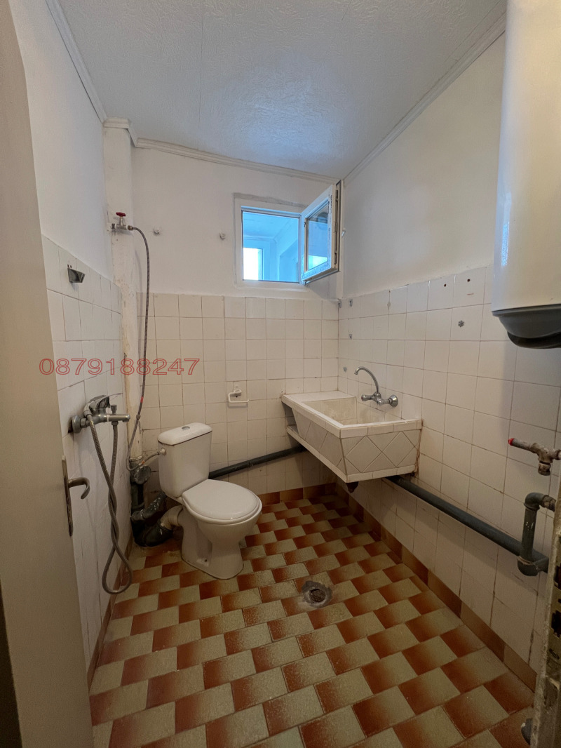 Продава 2-СТАЕН, гр. Ловеч, Център, снимка 3 - Апартаменти - 52783566