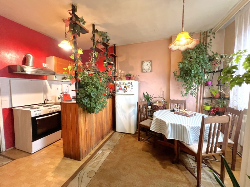 Продава 3-СТАЕН, гр. София, Красно село, снимка 9 - Апартаменти - 53333132