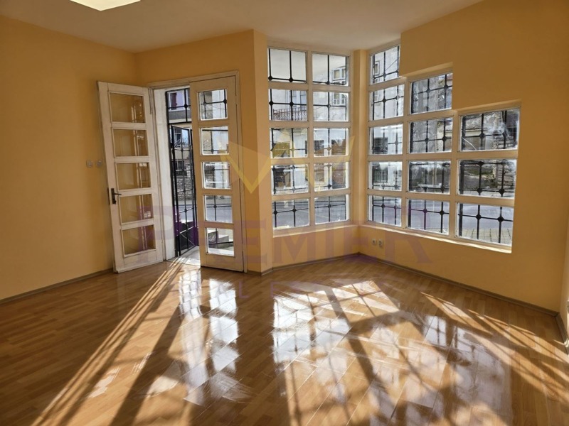 Продава АТЕЛИЕ, ТАВАН, гр. Балчик, област Добрич, снимка 5 - Апартаменти - 53009331