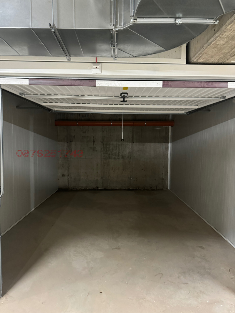 Na sprzedaż  Garaż Sofia , Malinowa dolina , 19 mkw | 80403207 - obraz [2]