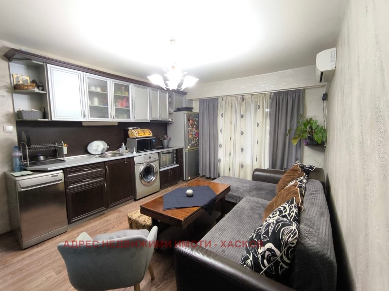 Продава  1-стаен област Хасково , гр. Димитровград , 40 кв.м | 89970312