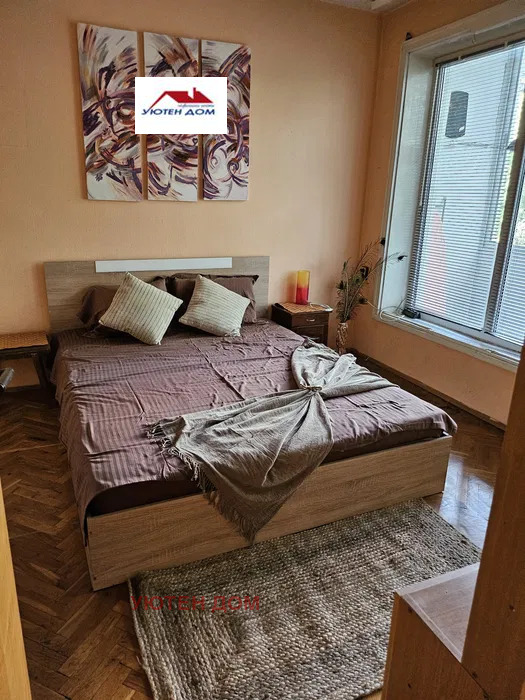 Продава 2-СТАЕН, град Шумен, Херсон • 215000 лв. / 109927.75 € • 93458924 1