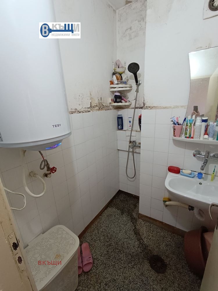 Продава 2-СТАЕН, гр. Велико Търново, Колю Фичето, снимка 10 - Апартаменти - 54351579