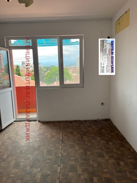 Продава  3-стаен град Пазарджик , Център , 80 кв.м | 60897267 - изображение [3]