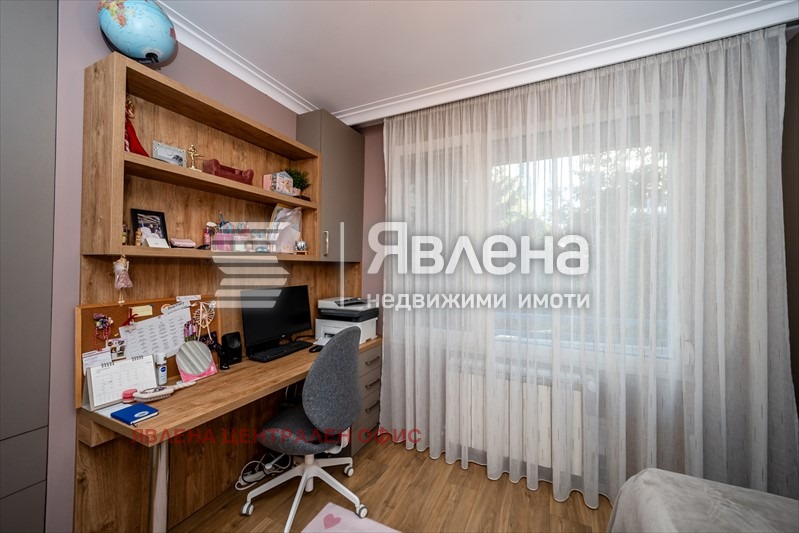 Продава 4-СТАЕН, гр. София, Иван Вазов, снимка 9 - Апартаменти - 56109462