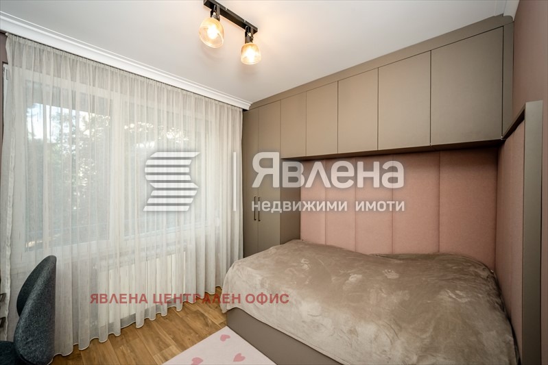 Продава 4-СТАЕН, гр. София, Иван Вазов, снимка 8 - Апартаменти - 56109462
