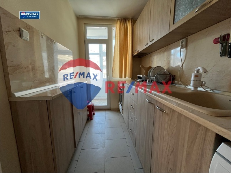 Продава МНОГОСТАЕН, гр. Айтос, област Бургас, снимка 3 - Aпартаменти - 49439589