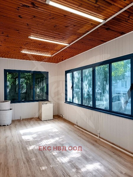 Na prodej  Bar; Kavárna Plovdiv , Komatevo , 84 m2 | 52948658