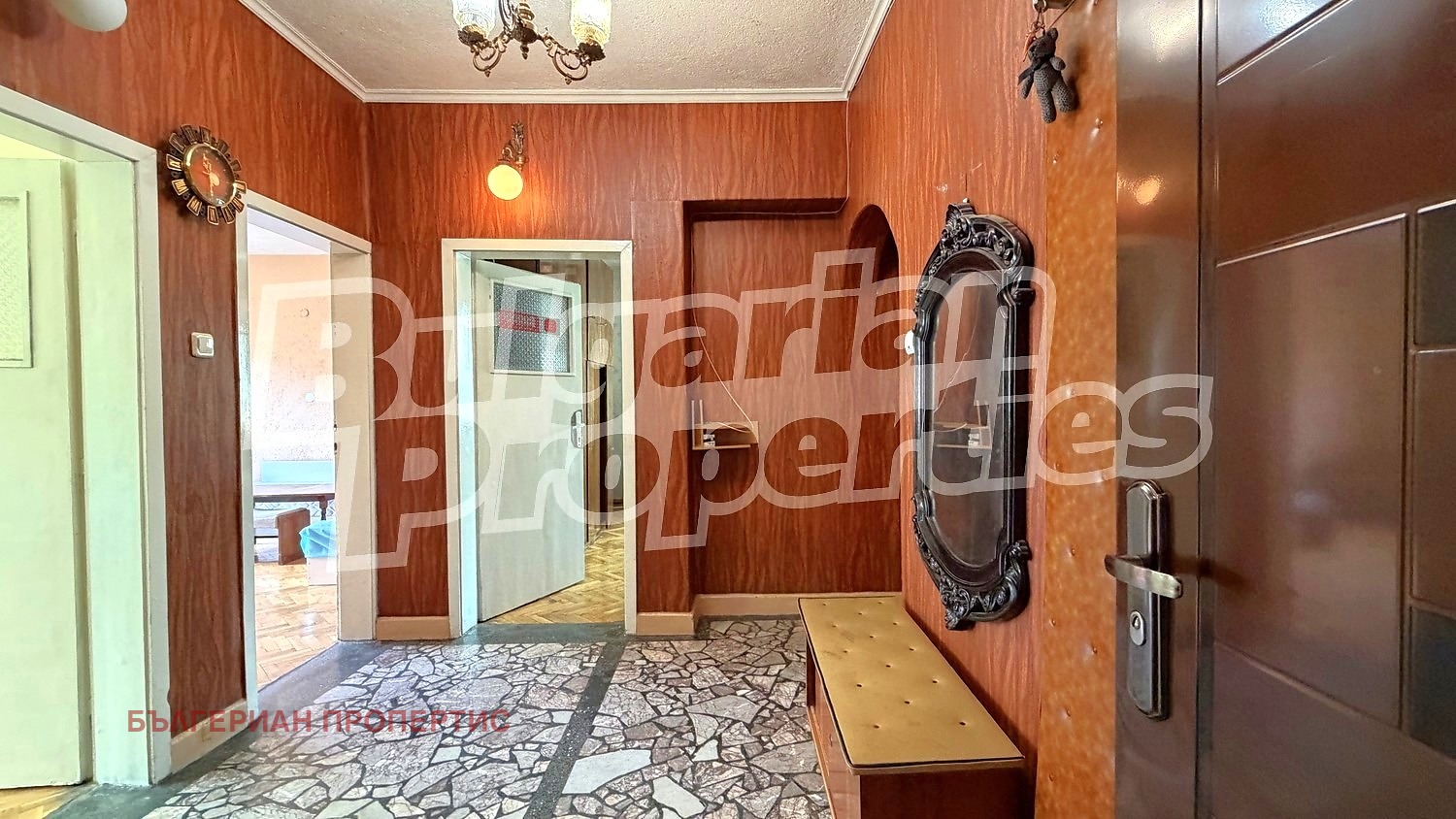 Продава МНОГОСТАЕН, гр. Казанлък, област Стара Загора, снимка 14 - Апартаменти - 54290679