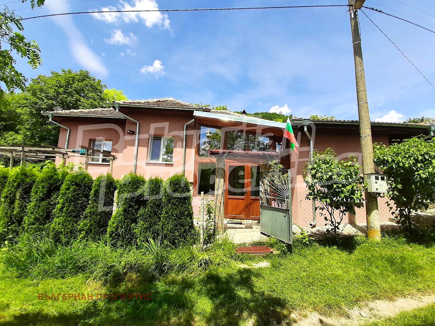 Продава КЪЩА, с. Марчино, област Търговище