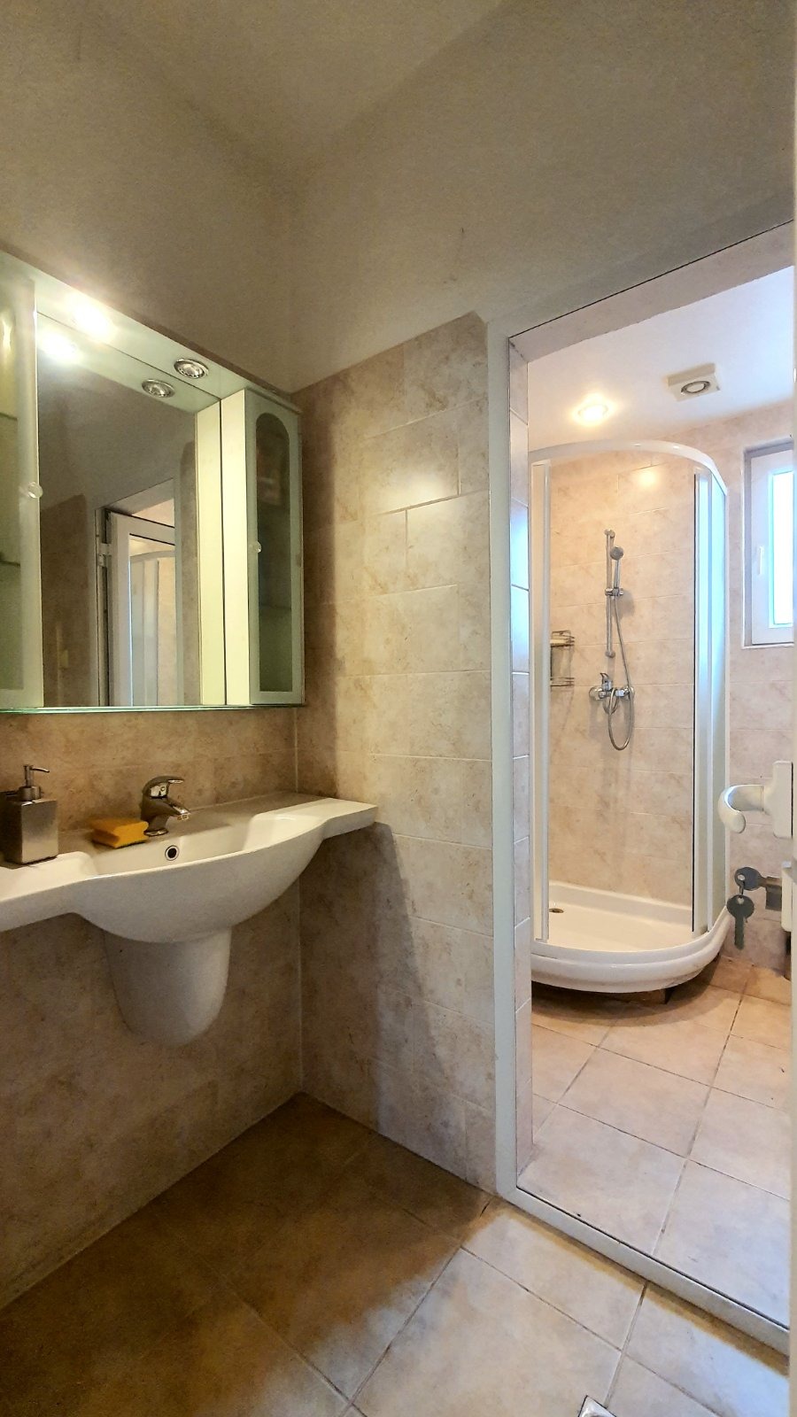 Продава КЪЩА, гр. Монтана, Парта 1, снимка 4 - Къщи - 54985926