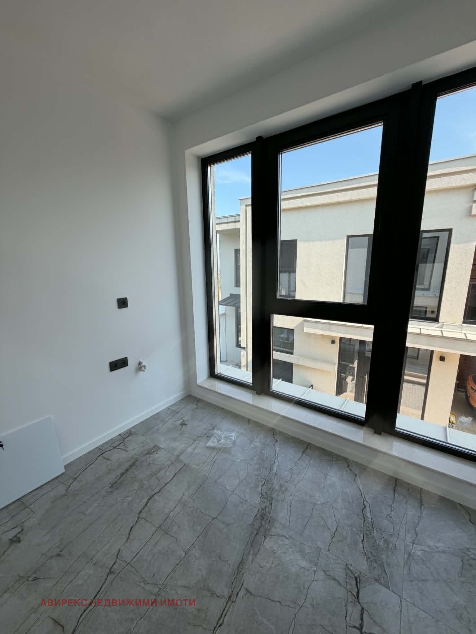 Продава КЪЩА, с. Марково, област Пловдив, снимка 11 - Къщи - 55742994