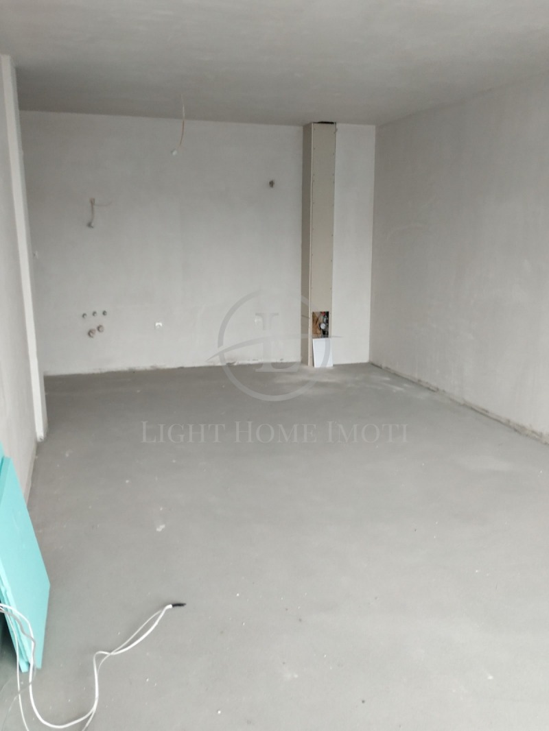 For Sale  2 bedroom Plovdiv , Ostromila , 90 sq.m | 46007708