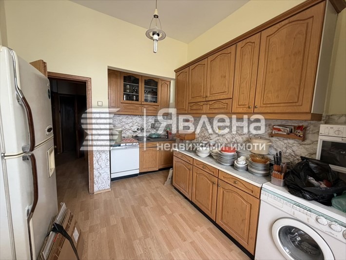 Продава 3-СТАЕН, гр. София, Докторски паметник, снимка 4 - Апартаменти - 55893779