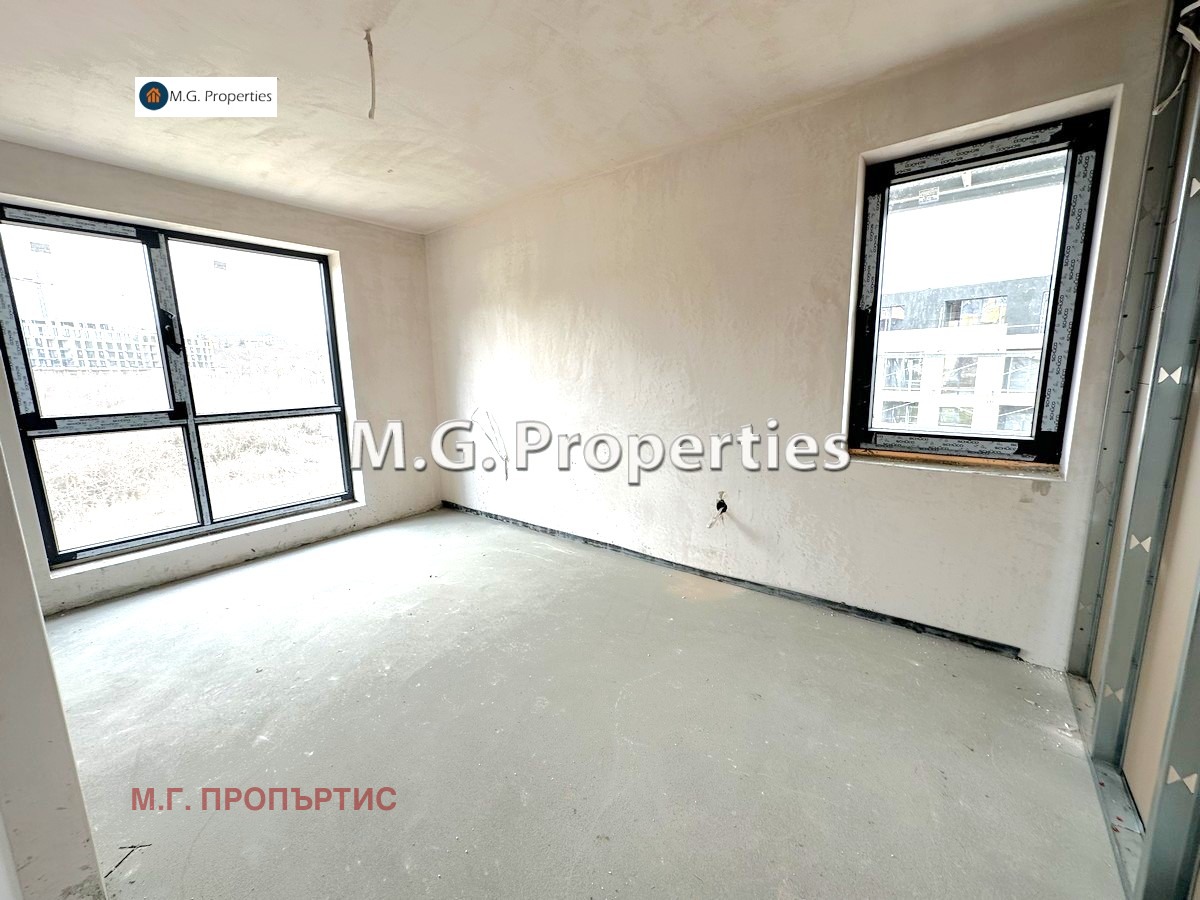 Продава 4-СТАЕН, гр. Варна, к.к. Св.Св. Константин и Елена, снимка 2 - Апартаменти - 53943518