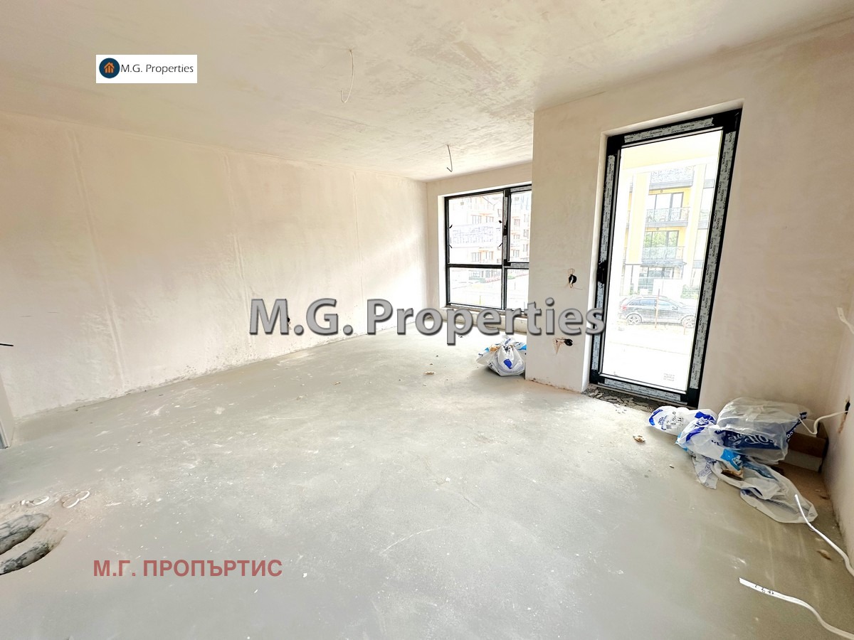 Продава 4-СТАЕН, гр. Варна, к.к. Св.Св. Константин и Елена, снимка 3 - Апартаменти - 53943518
