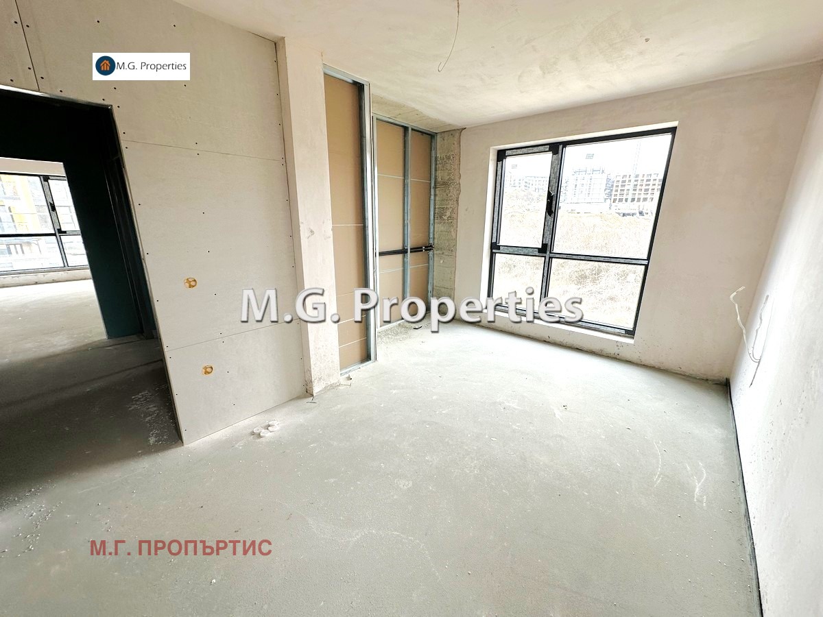 Продава 4-СТАЕН, гр. Варна, к.к. Св.Св. Константин и Елена, снимка 4 - Апартаменти - 53943518