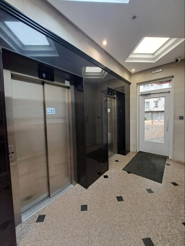 Продава 3-СТАЕН, гр. София, Младост 4, снимка 2 - Апартаменти - 54407709