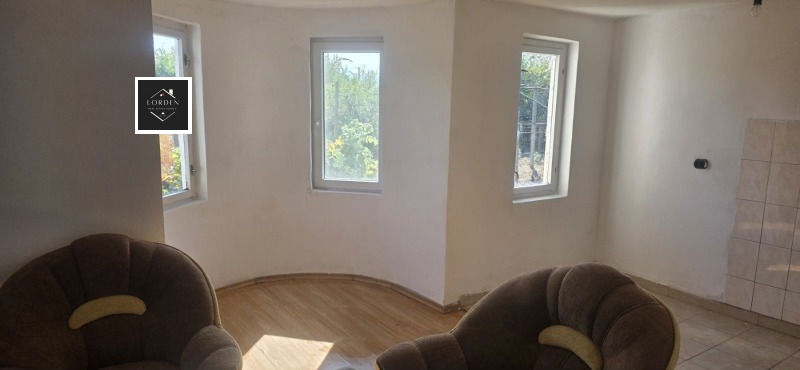 Te koop  Huis regio Pazardzjik , Chadzjievo , 64 m² | 85849991 - afbeelding [9]