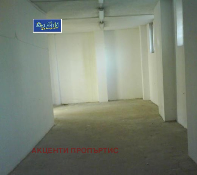 Продава МАГАЗИН, гр. Велико Търново, Колю Фичето, снимка 2 - Магазини - 51768796