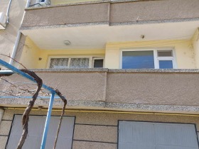 Продажба на имоти в гр. Левски, област Плевен - изображение 2 