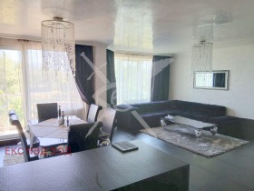 3-стаен град Пловдив, Център