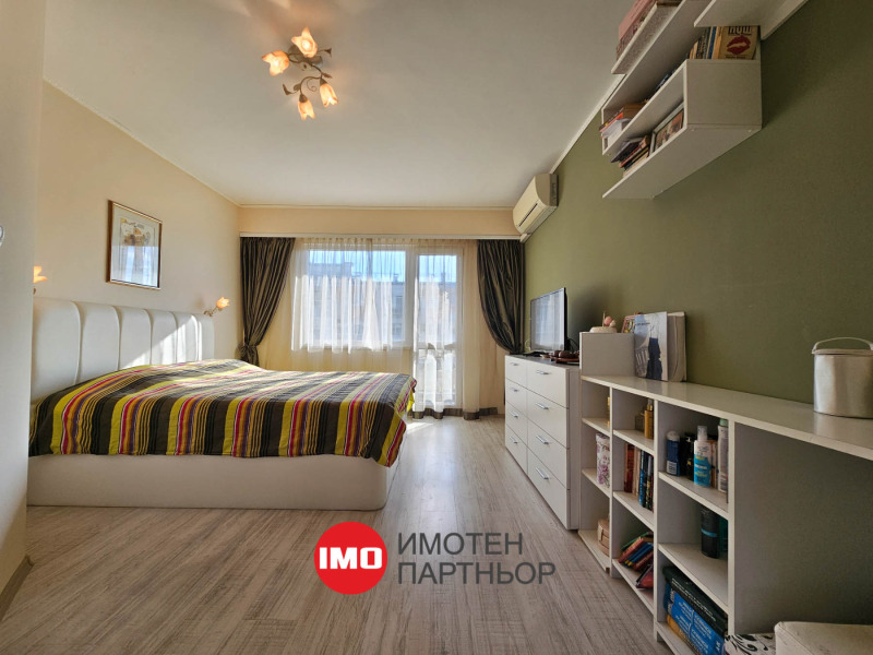 À venda  2 quartos Burgas , Bratia Miladinovi , 80 m² | 64398934