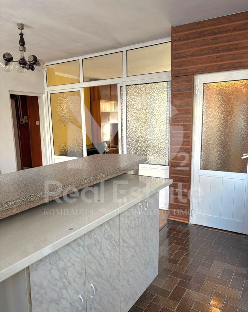 Продава 4-СТАЕН, гр. Пловдив, Кючук Париж, снимка 3 - Апартаменти - 53269845