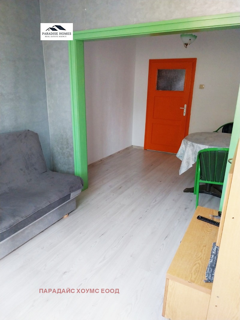 Продава  Етаж от къща град София , Левски , 85 кв.м | 10175560 - изображение [2]