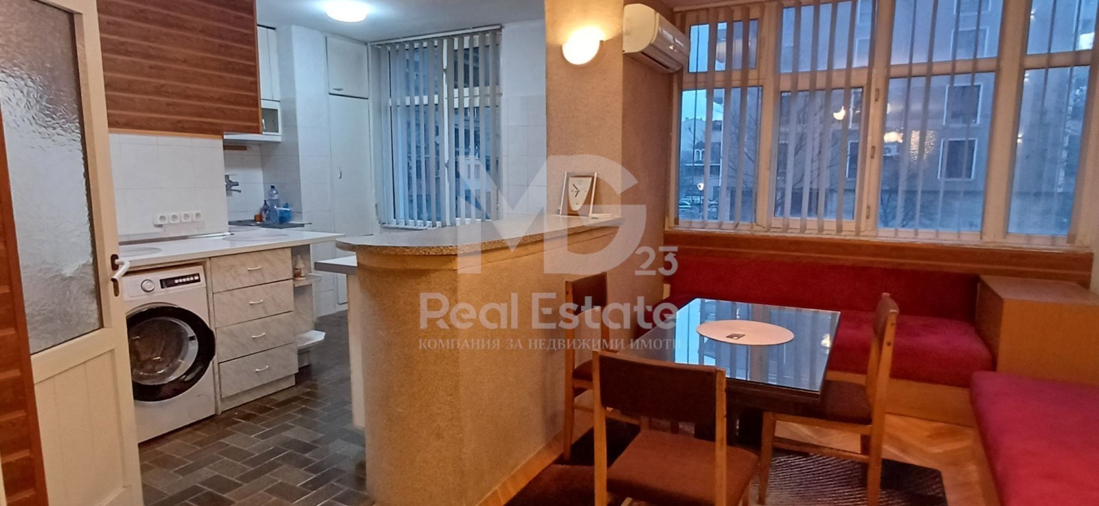 Продава 3-СТАЕН, гр. Пловдив, Кючук Париж