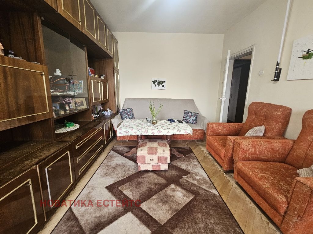 Продава 4-СТАЕН, гр. София, Света Троица, снимка 2 - Апартаменти - 54183222